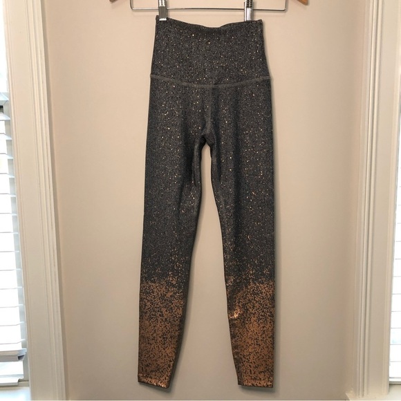 BEYOND YOGA Alloy Ombre Speckled Midi Leggings Size XS - Picture 11 of 15